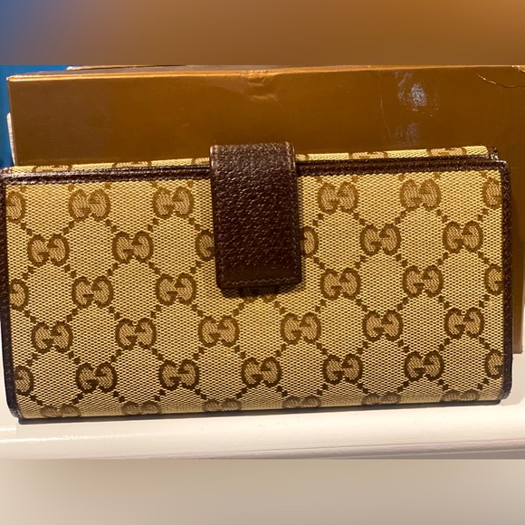 PRE-LOVED IN BOX GUCCI TAN/BROWN GG LOGO CANVAS W/LEATHER LONG BI-FOLD WALLET - Picture 5 of 16